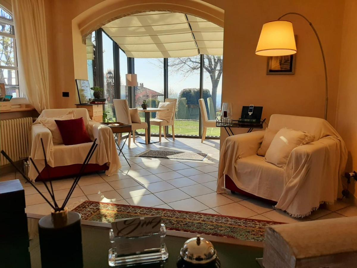 Relais Juliette Hotel La Morra Luaran gambar
