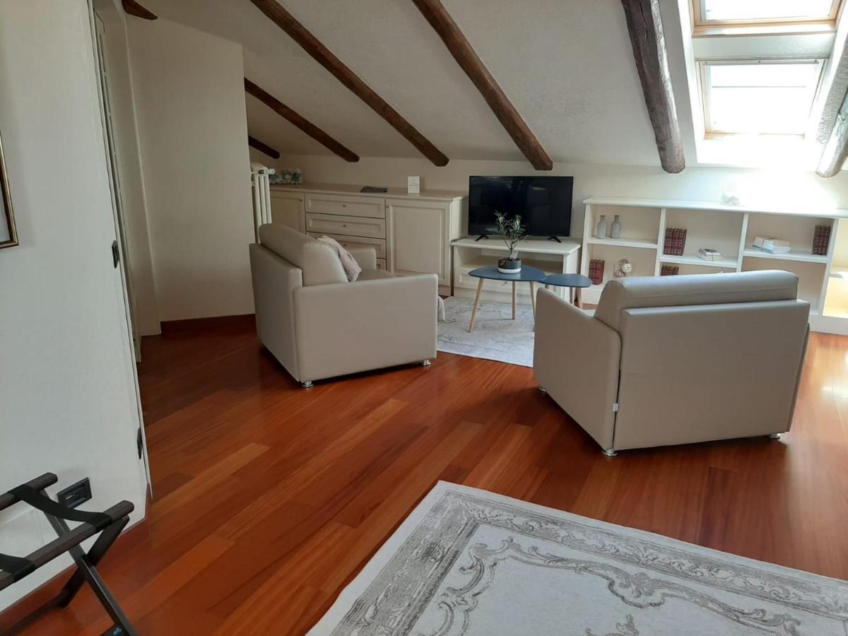 Relais Juliette Hotel La Morra Luaran gambar