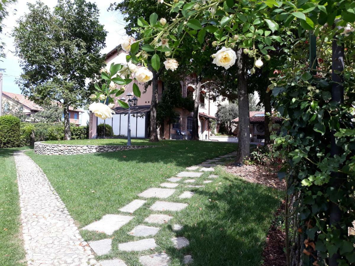 Relais Juliette Hotel La Morra Luaran gambar