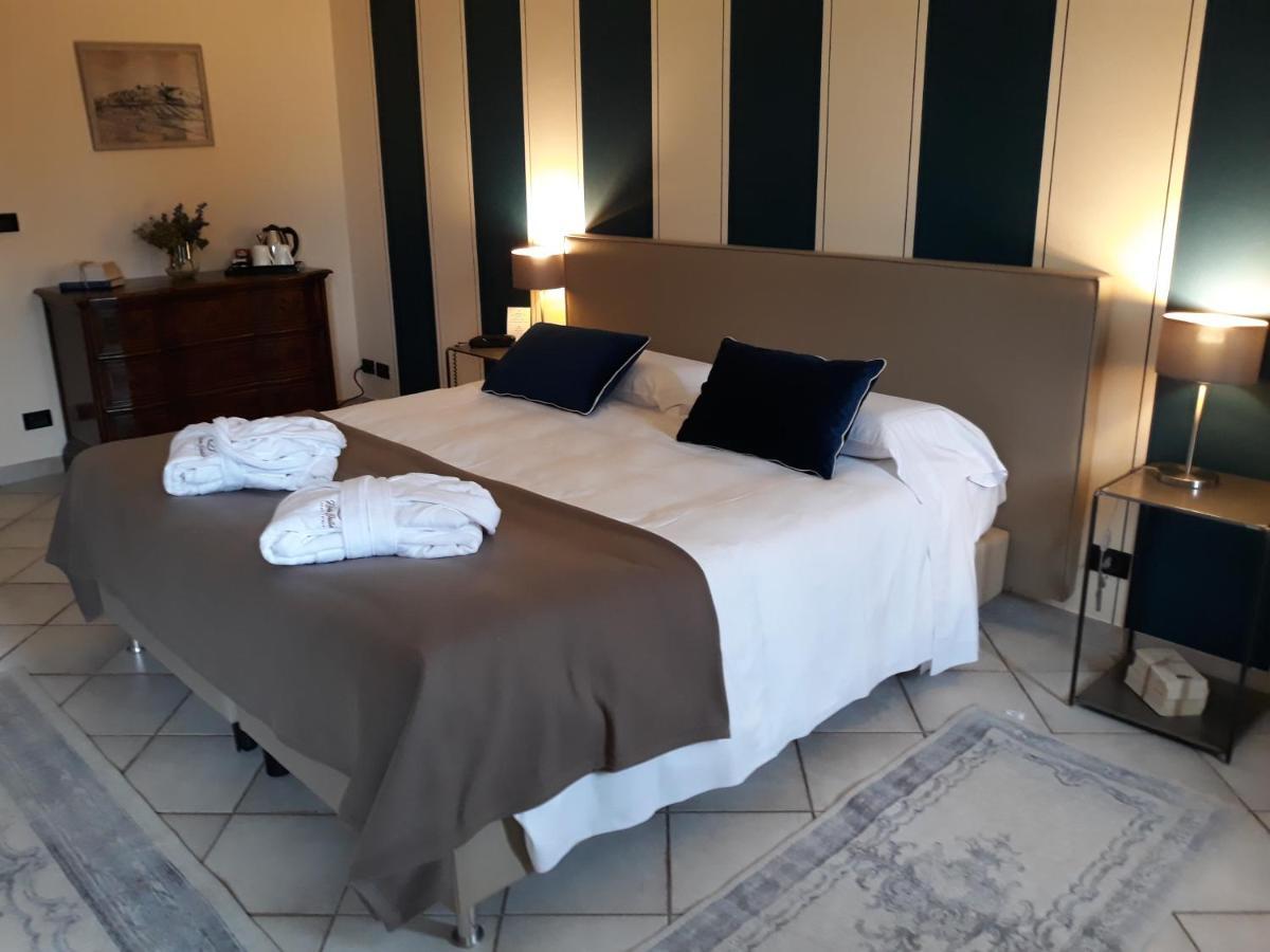 Relais Juliette Hotel La Morra Luaran gambar